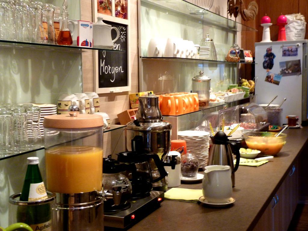 Hotel Blie, Bed & Breakfast, Self Check-In Горн Екстер'єр фото